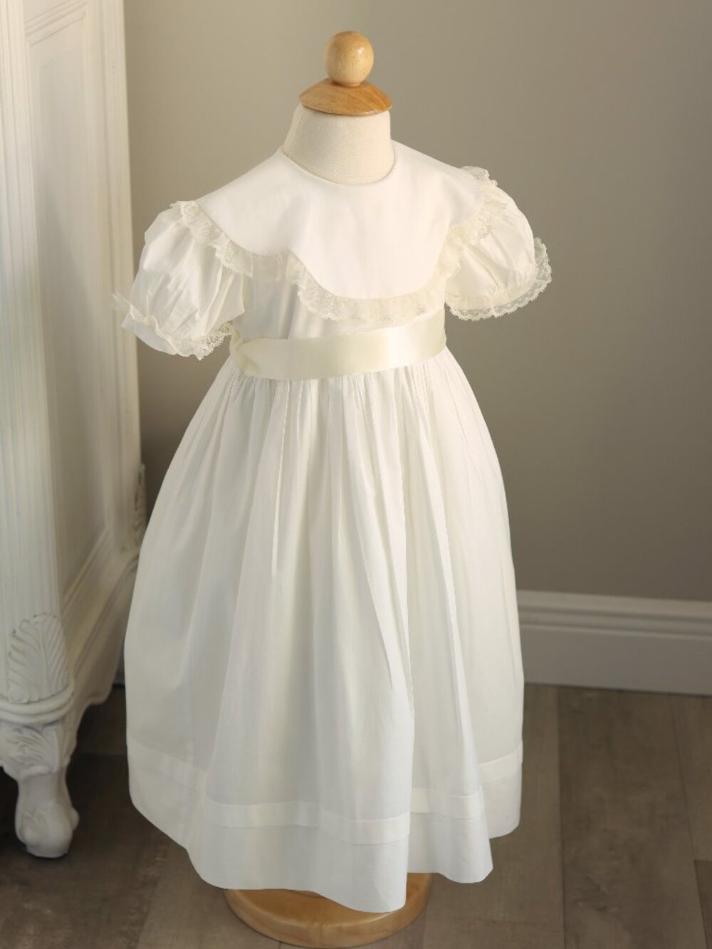 White Cotton Heirloom Dress Vintage Collar Lace Flower Girl Special Occasion